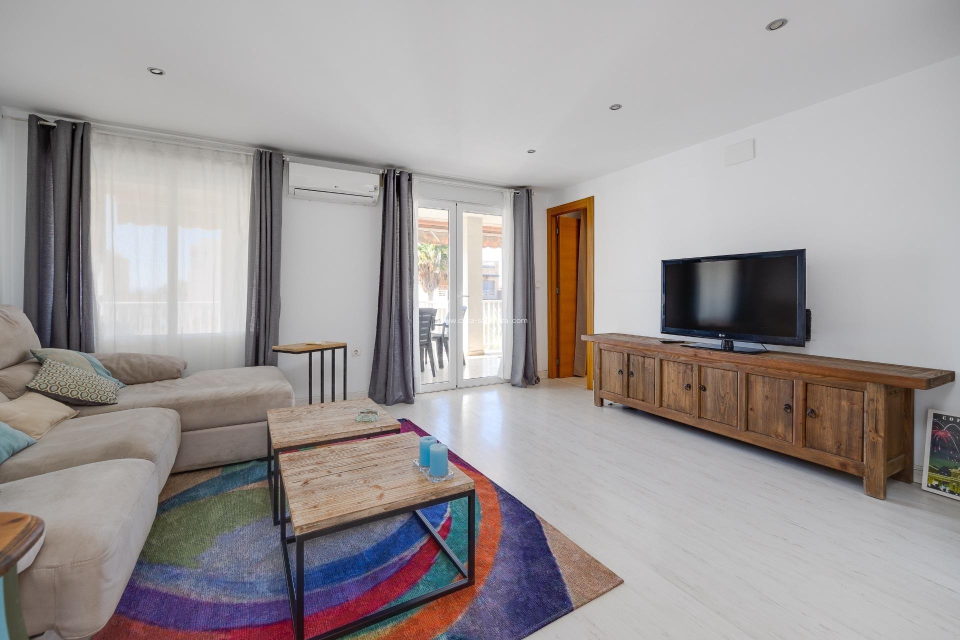 Revente - Appartement - Torrevieja - Playa De Los Naufragos