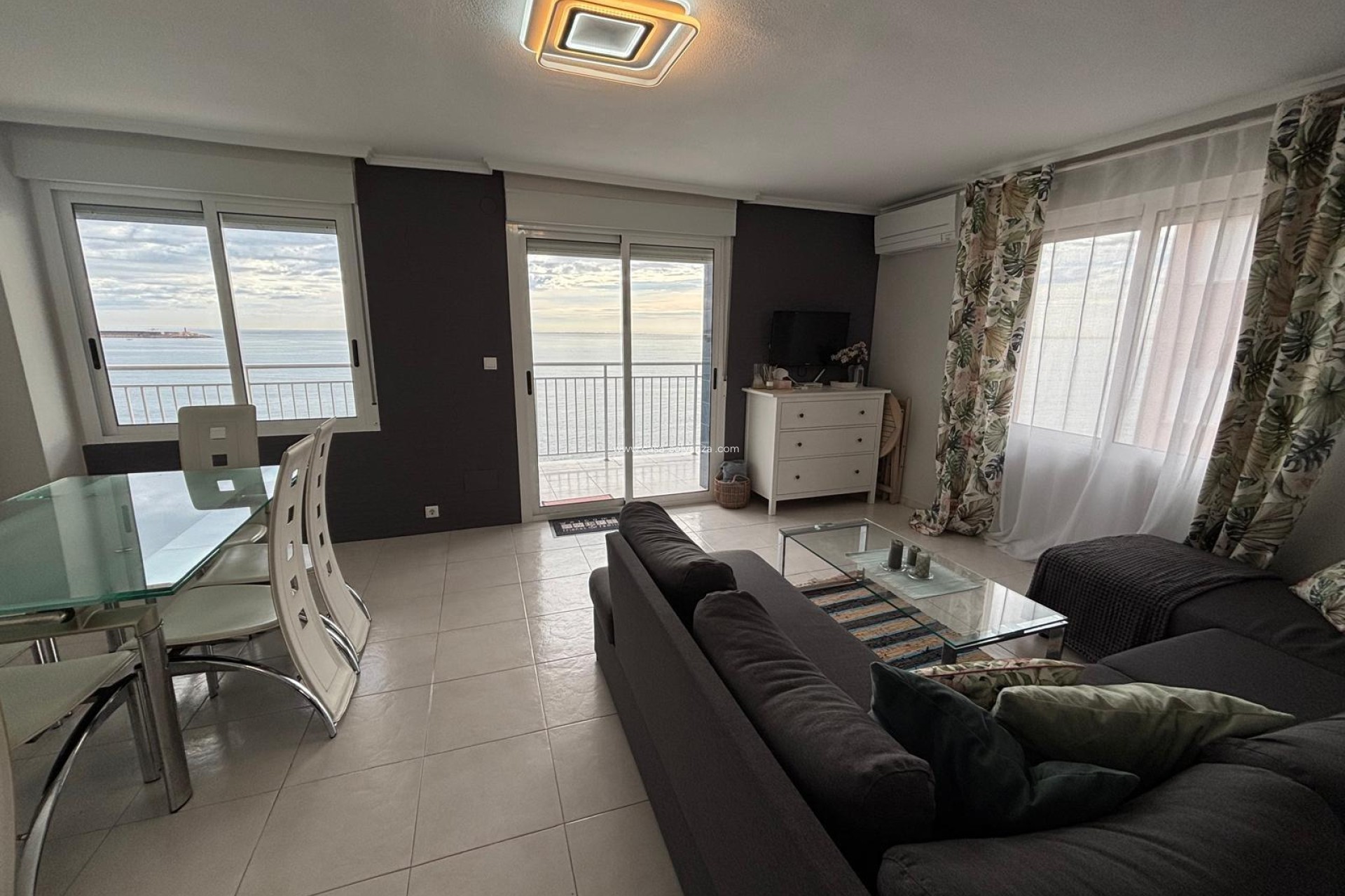 Revente - Appartement - Torrevieja - Playa De Los Naufragos