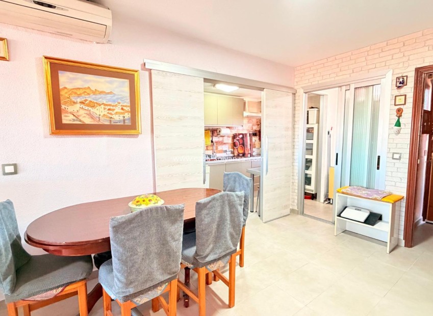 Revente - Appartement - Torrevieja - Playa De Los Naufragos