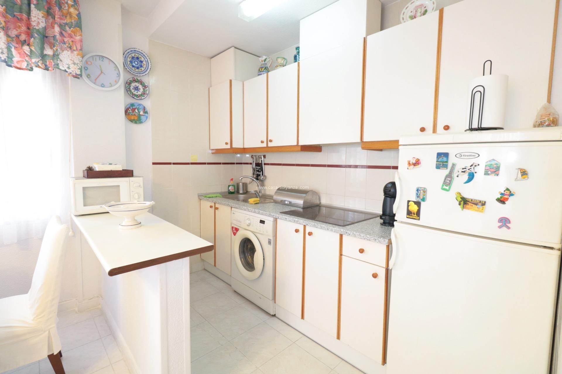 Revente - Appartement - Torrevieja - Playa De Los Naufragos