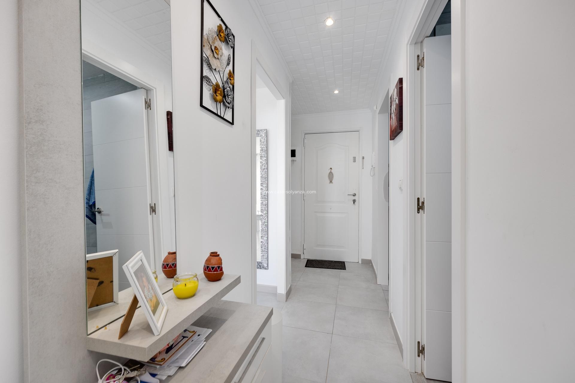 Revente - Appartement - Torrevieja - Playa De Los Naufragos