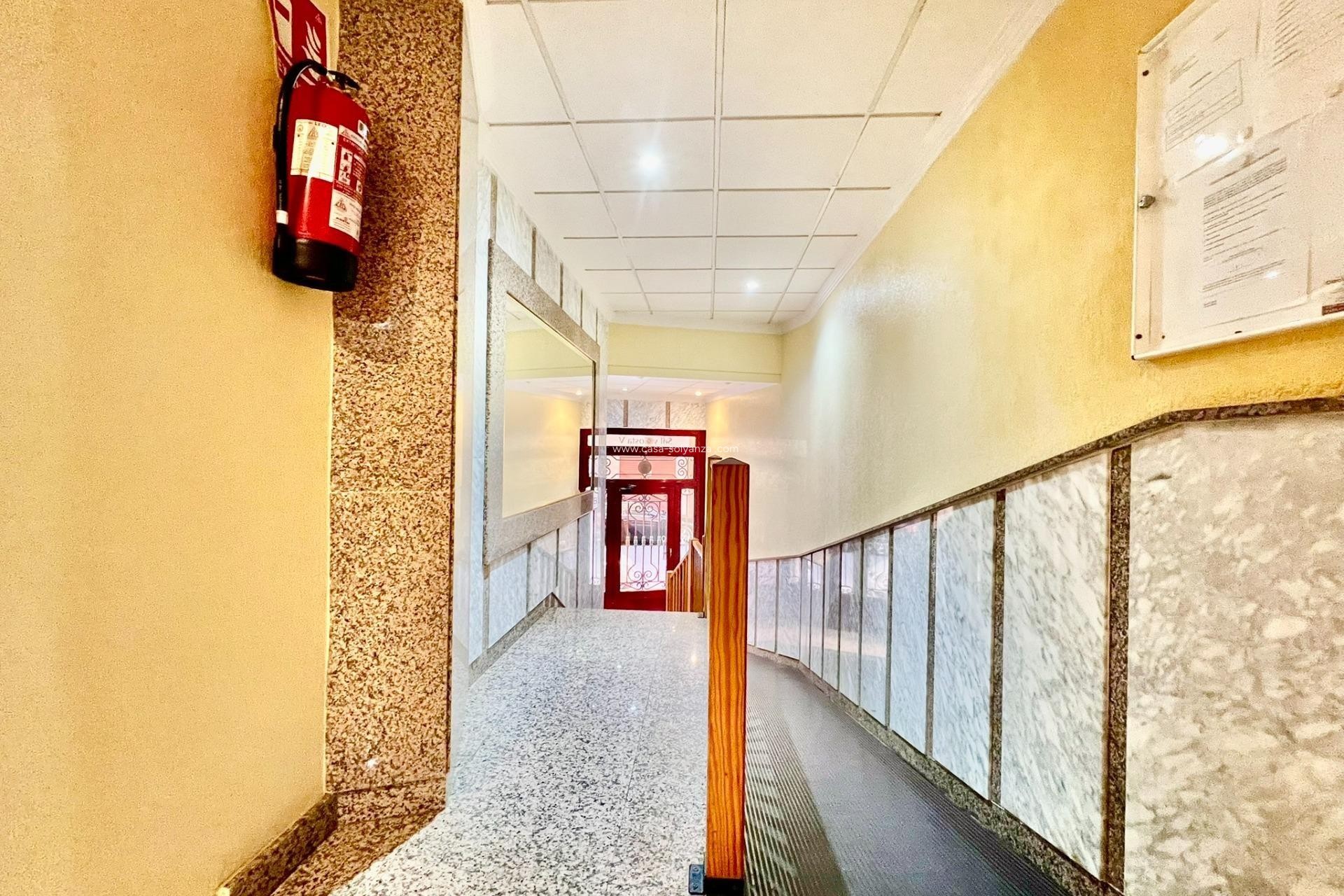 Revente - Appartement - Torrevieja - Playa del Cura