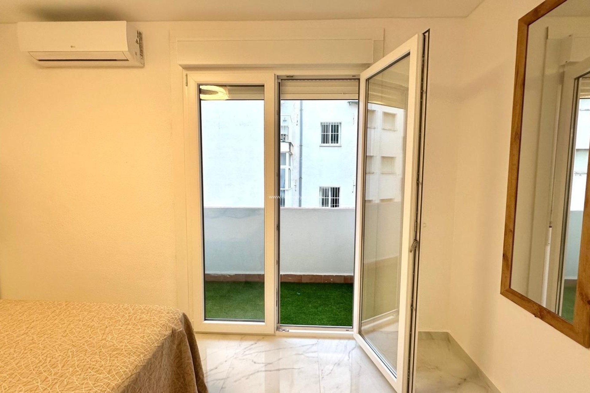 Revente - Appartement - Torrevieja - Playa del Cura