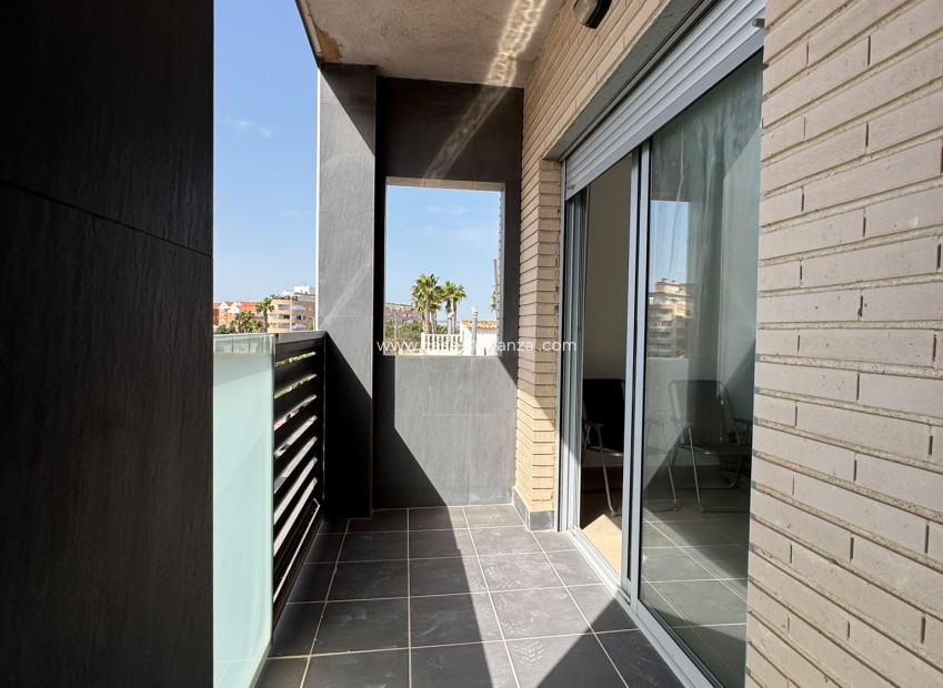 Revente - Appartement - Torrevieja - Puerto
