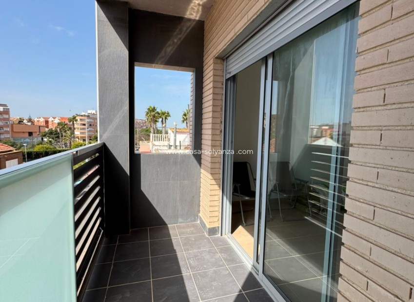 Revente - Appartement - Torrevieja - Puerto