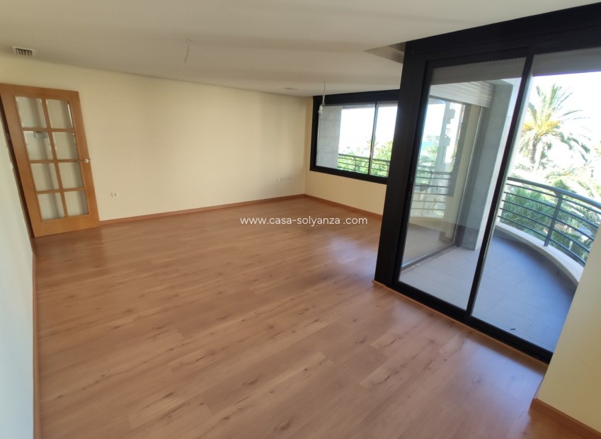 Revente - Appartement - Torrevieja - Puerto