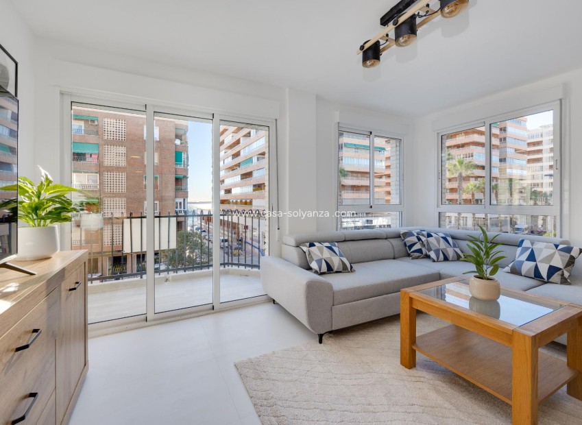 Revente - Appartement - Torrevieja - Puerto