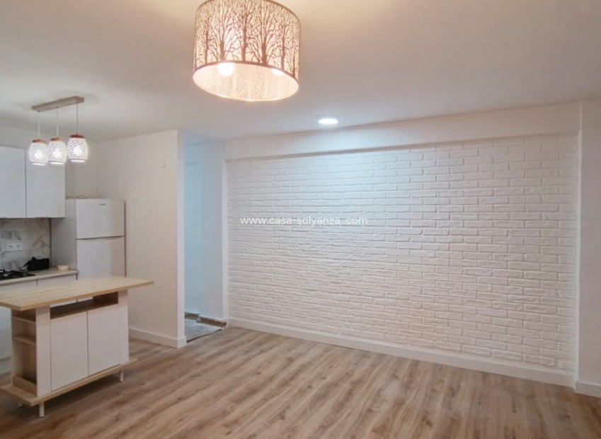 Revente - Appartement - Torrevieja - Torrevieja Centro