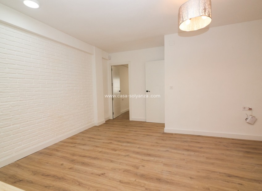 Revente - Appartement - Torrevieja - Torrevieja Centro