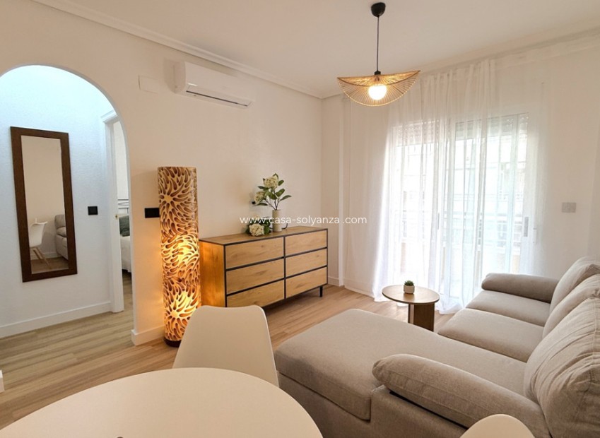Revente - Appartement - Torrevieja - Torrevieja Centro