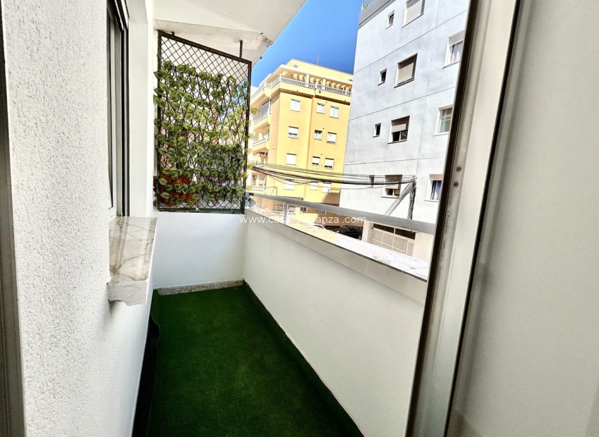 Revente - Appartement - Torrevieja - Torrevieja Centro