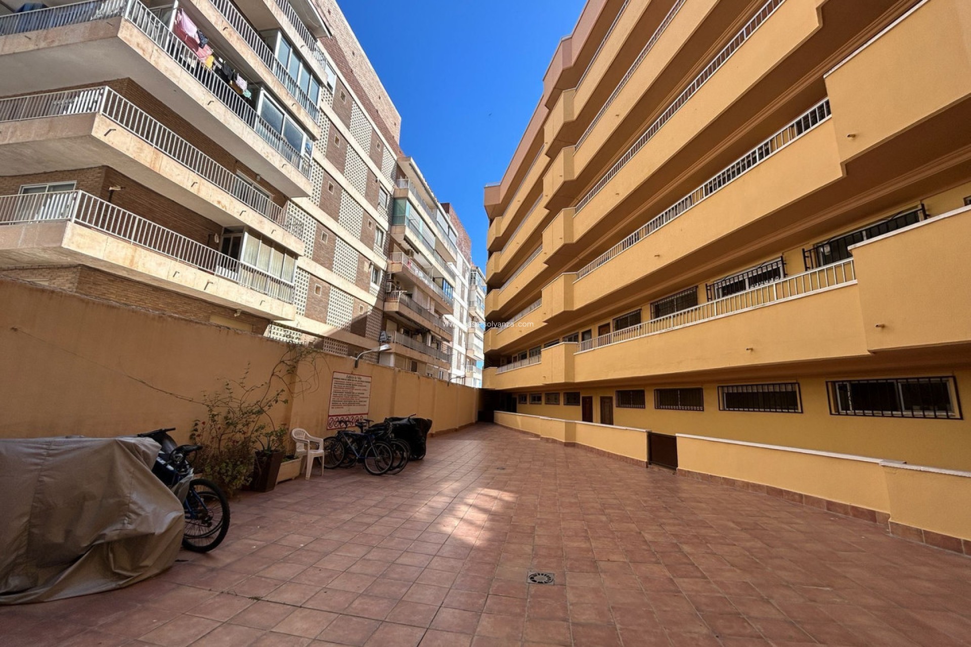 Revente - Appartement - Torrevieja - Torrevieja Centro