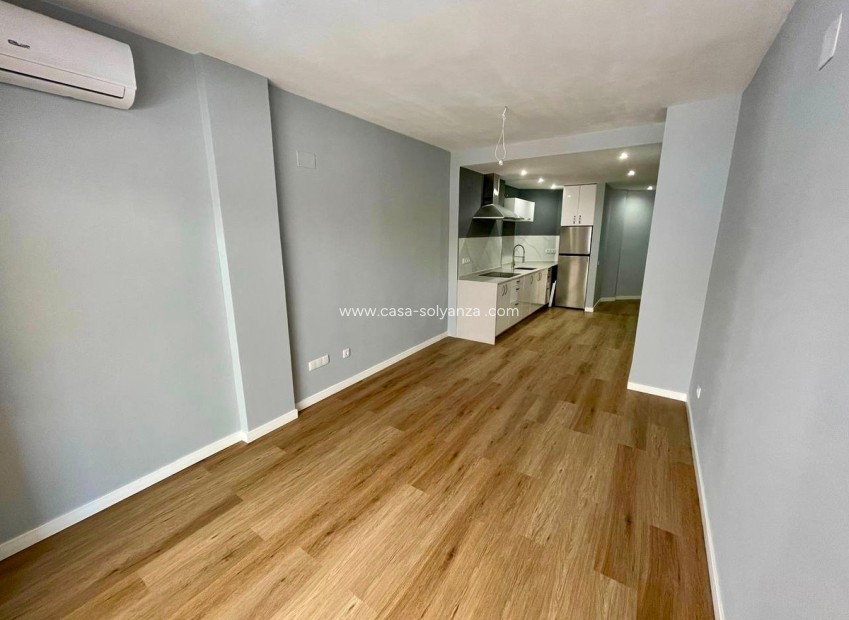 Revente - Appartement - Torrevieja - Torrevieja Centro
