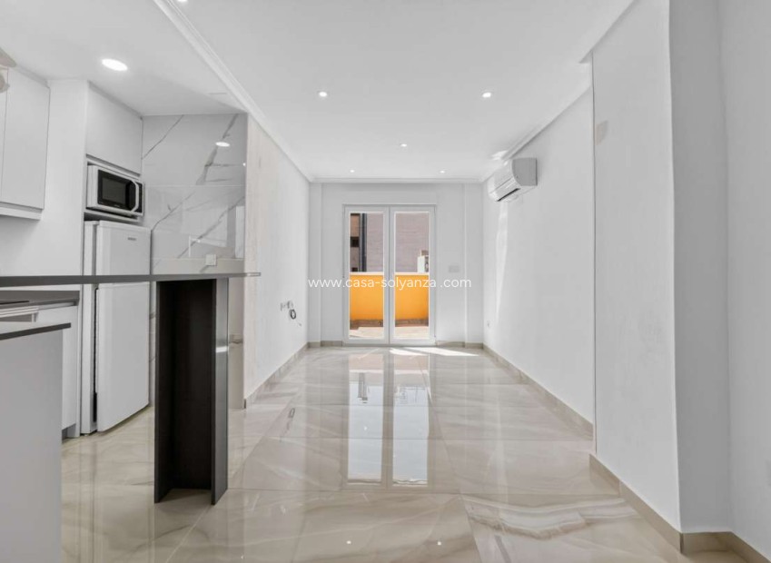 Revente - Appartement - Torrevieja - Torrevieja Centro