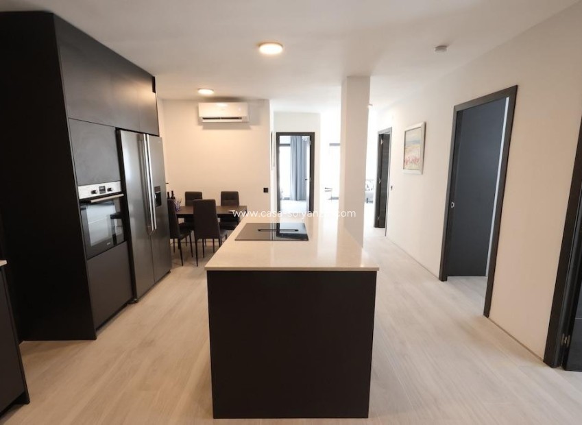 Revente - Appartement - Torrevieja - Torrevieja Centro