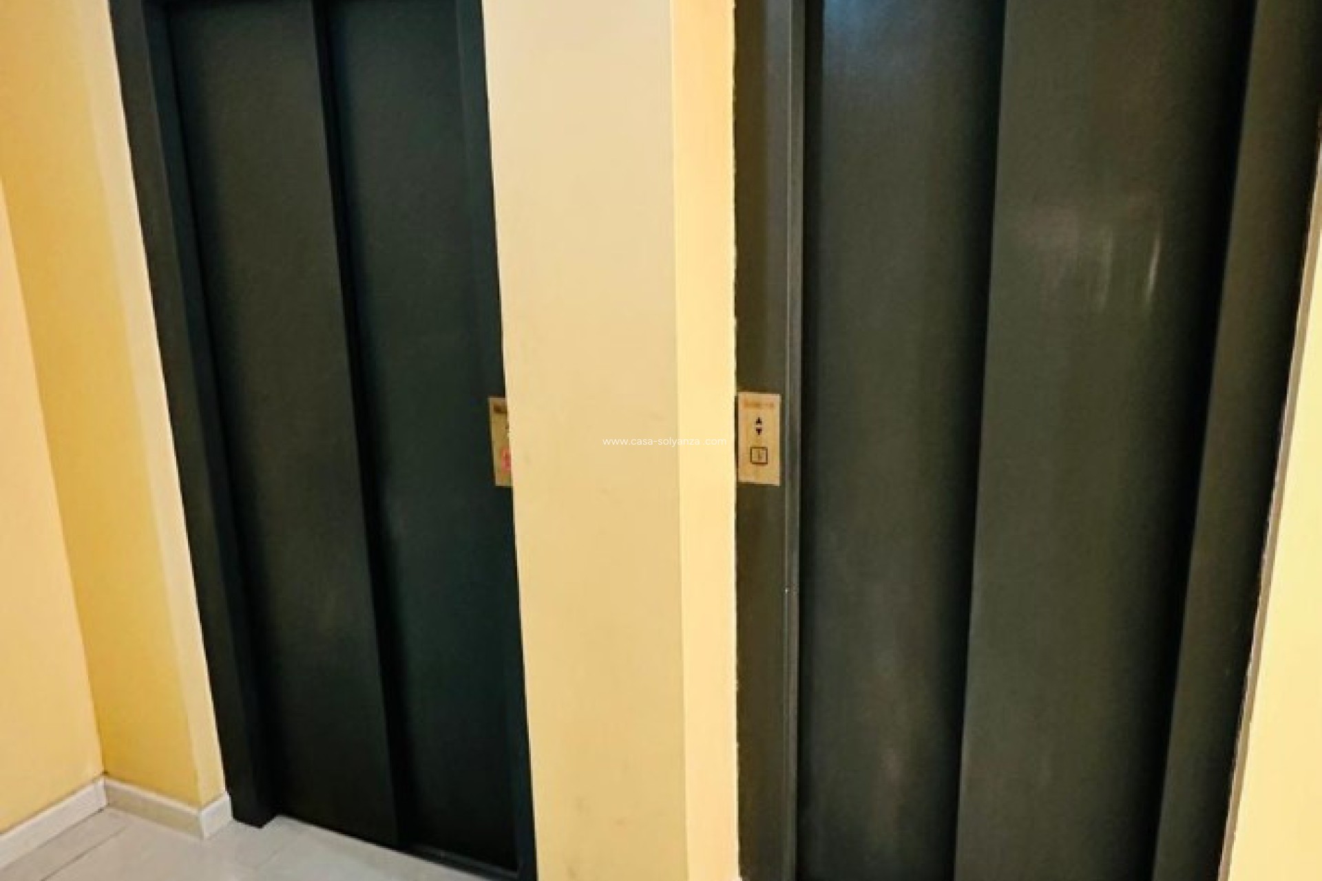 Revente - Appartement - Torrevieja - Torrevieja Centro