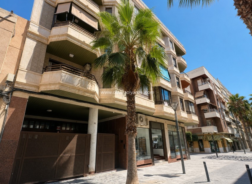 Revente - Appartement - Torrevieja - Torrevieja Centro