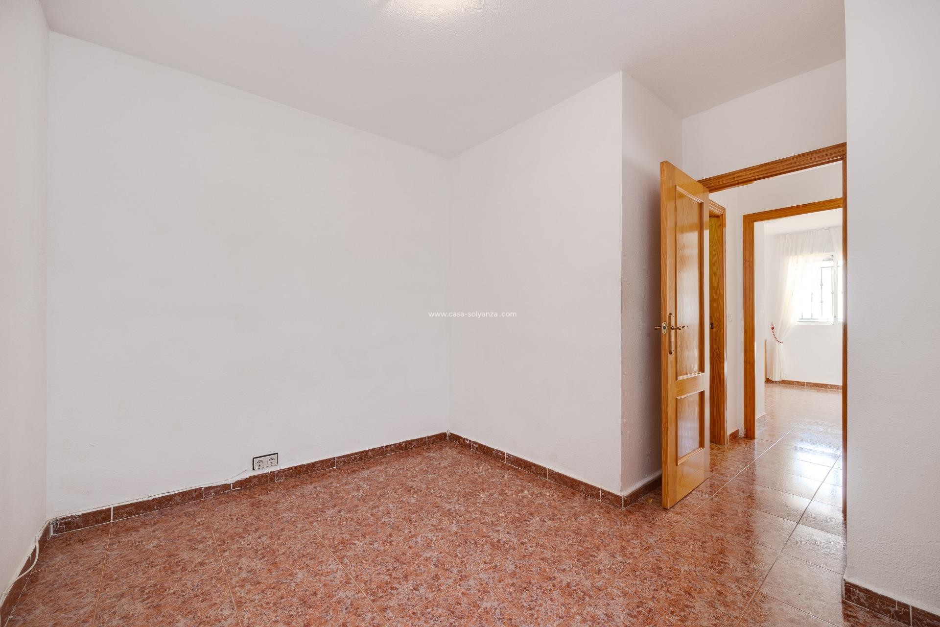 Revente - Bungalow - Orihuela - Desamparados