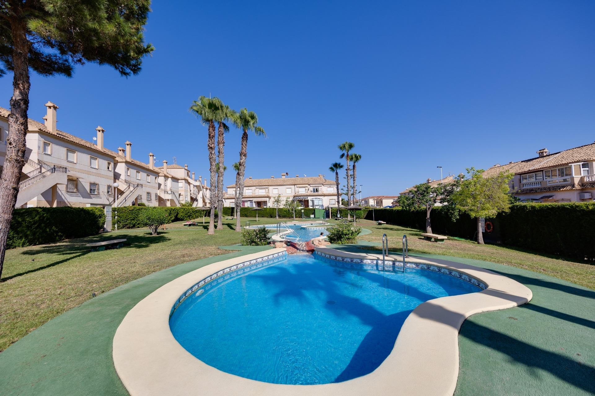 Revente - Bungalow - Torrevieja - Aguas nuevas