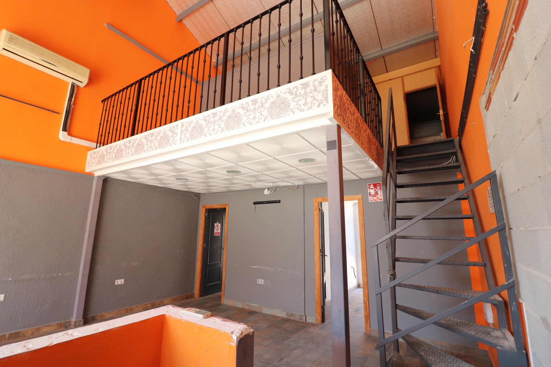 Revente - Commercial - Algorfa - La Finca Golf Resort