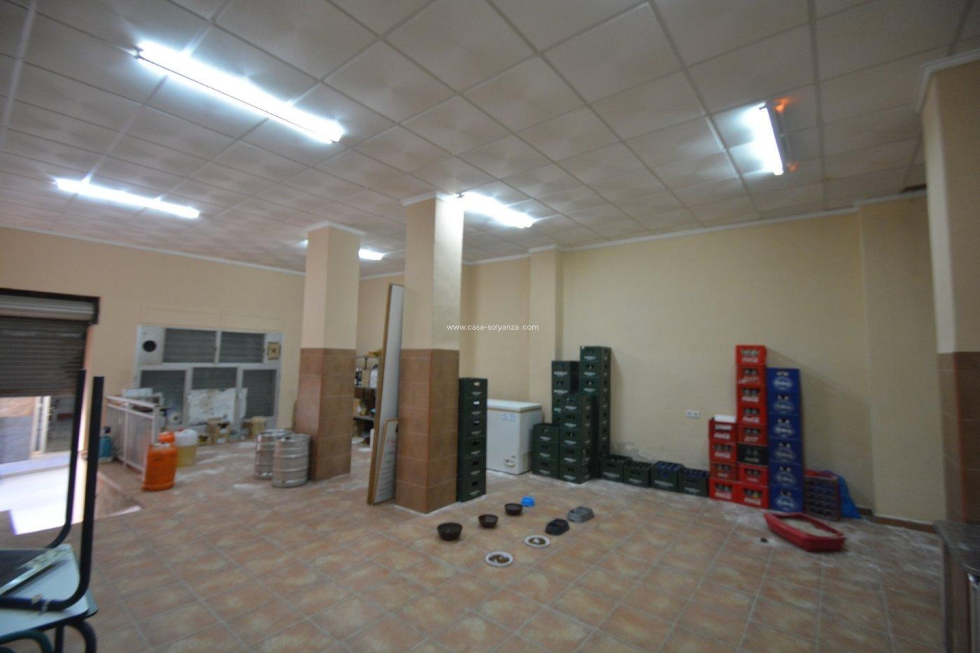 Revente - Commercial - Bigastro - Center