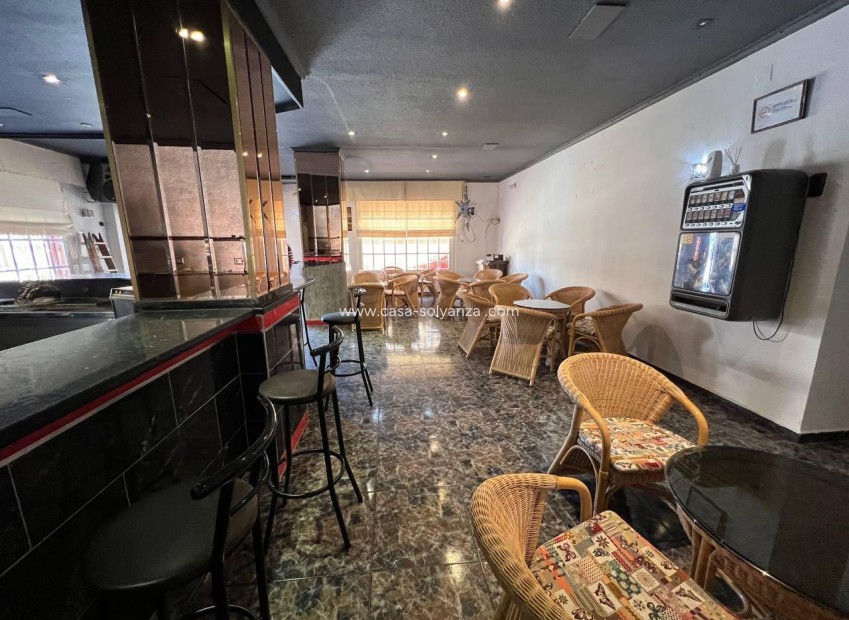 Revente - Commercial - Dolores - Center