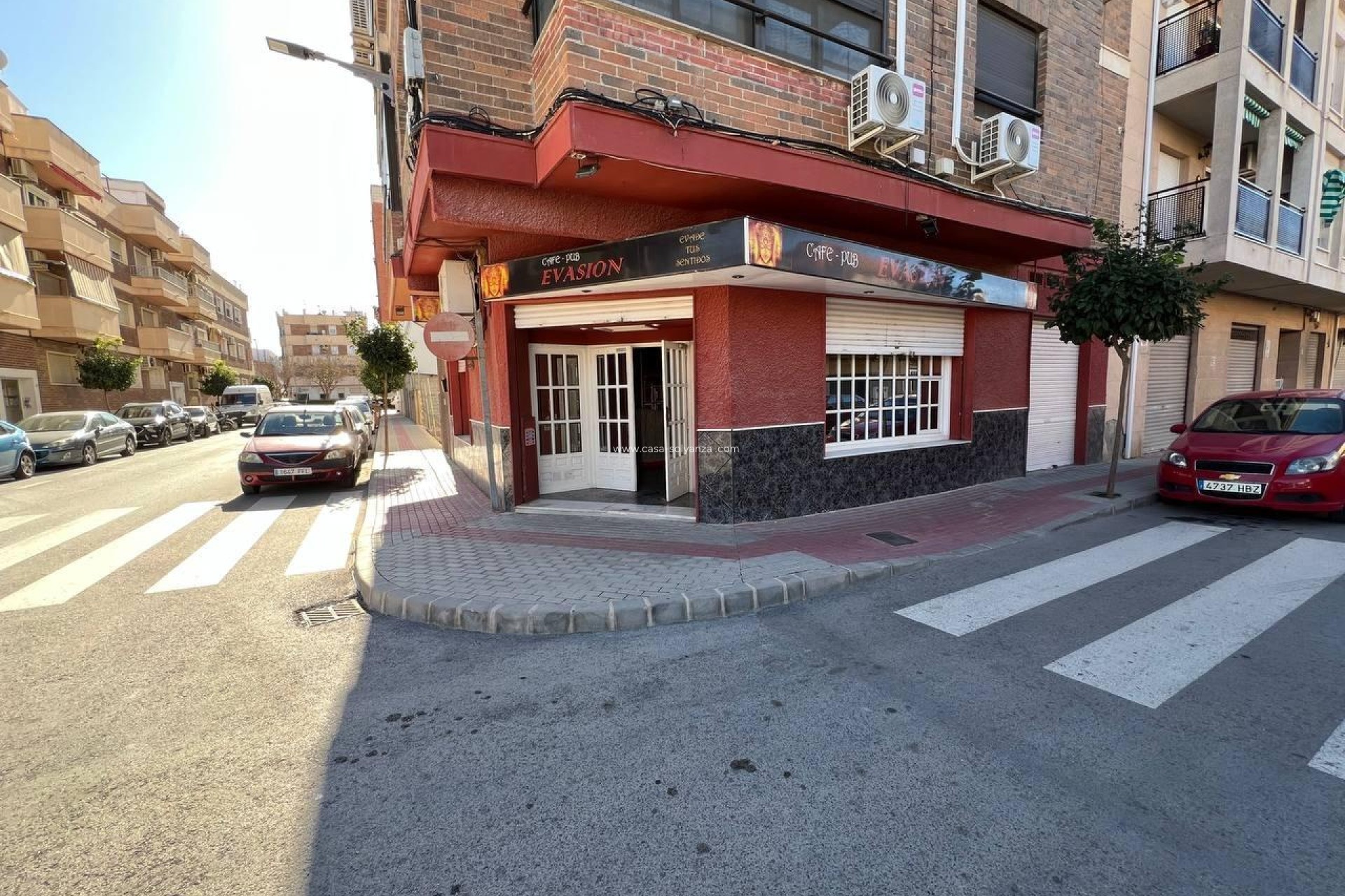 Revente - Commercial - Dolores - Center