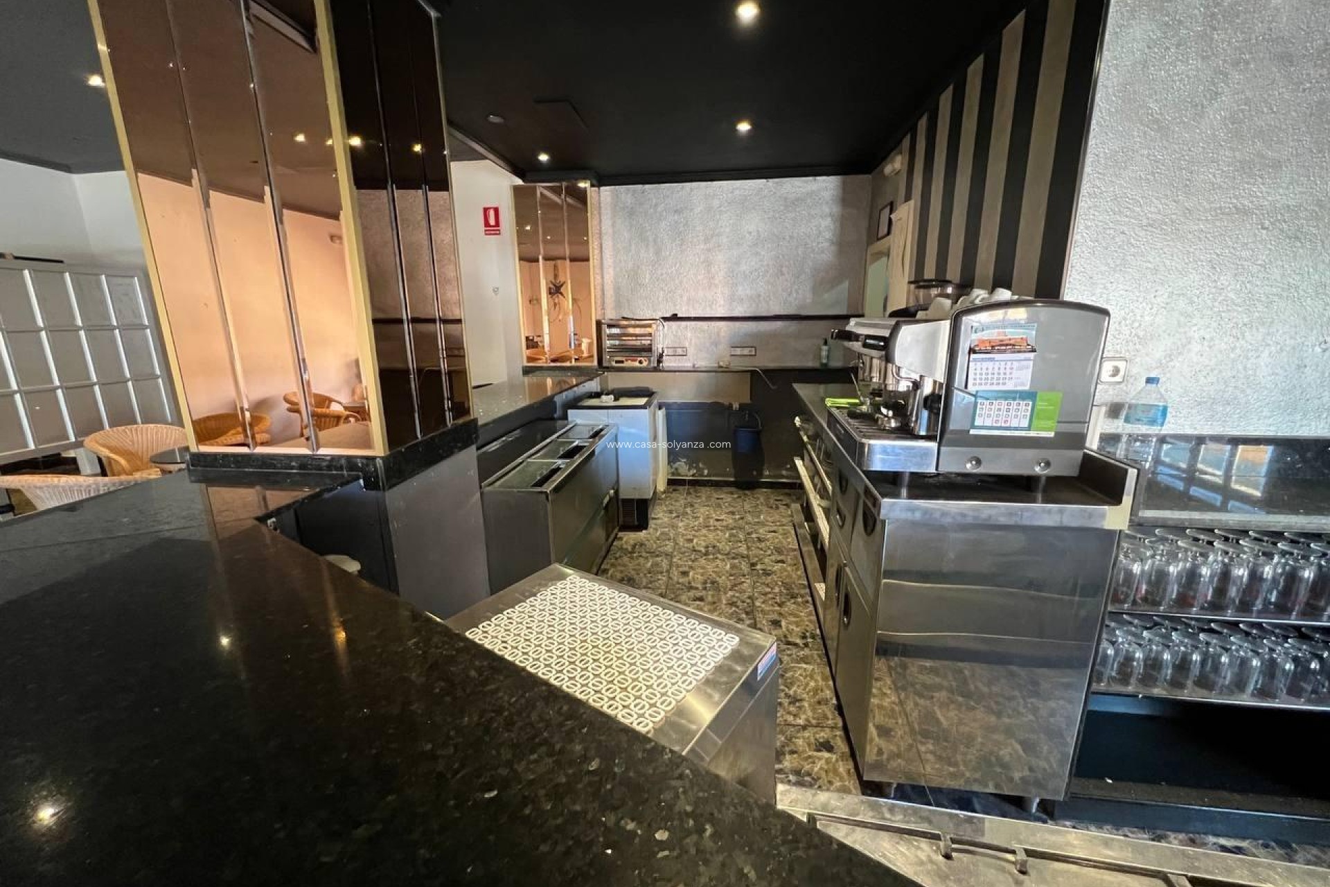 Revente - Commercial - Dolores - Center