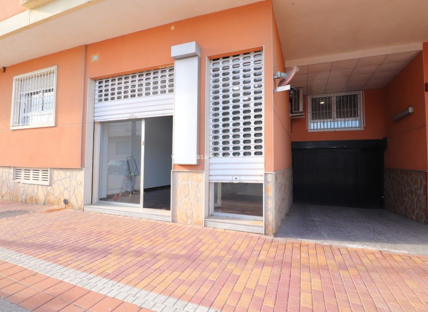 Revente - Commercial - Formentera del Segura - Formentera - Village