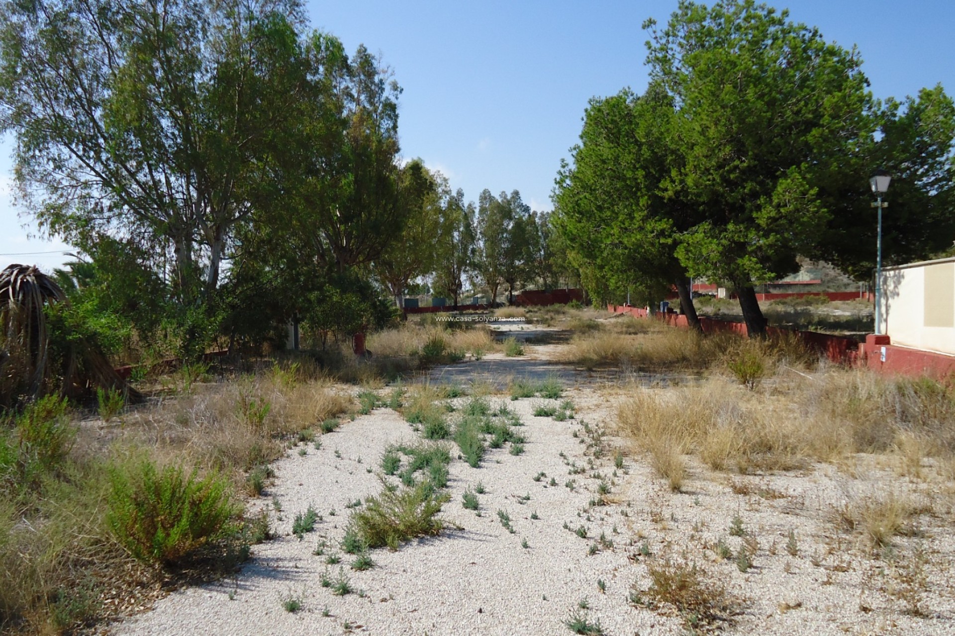 Revente - Commercial - Fortuna - Inland