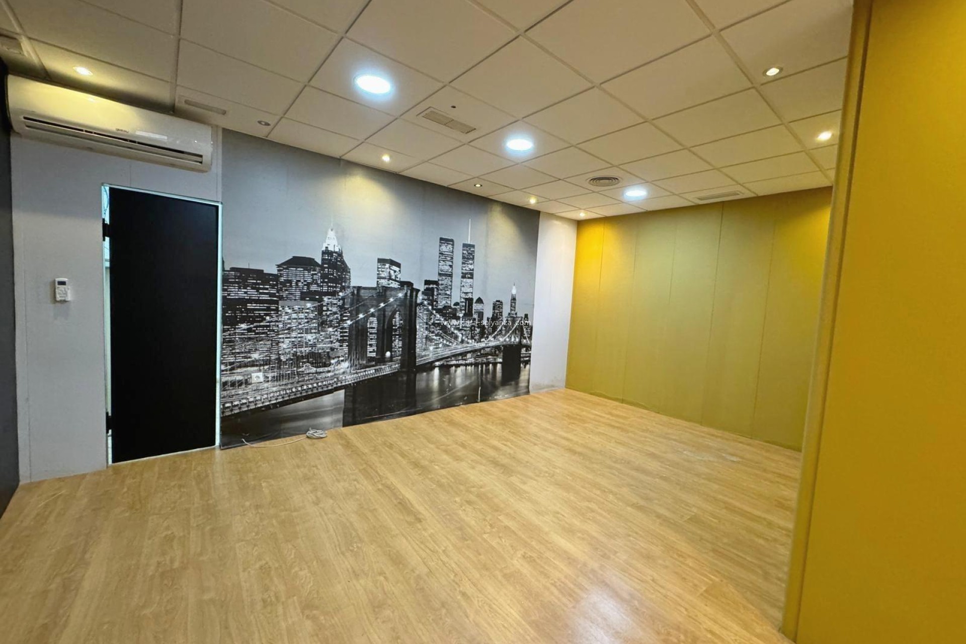 Revente - Commercial - Guardamar del Segura - Avenida Pais Valenciàno