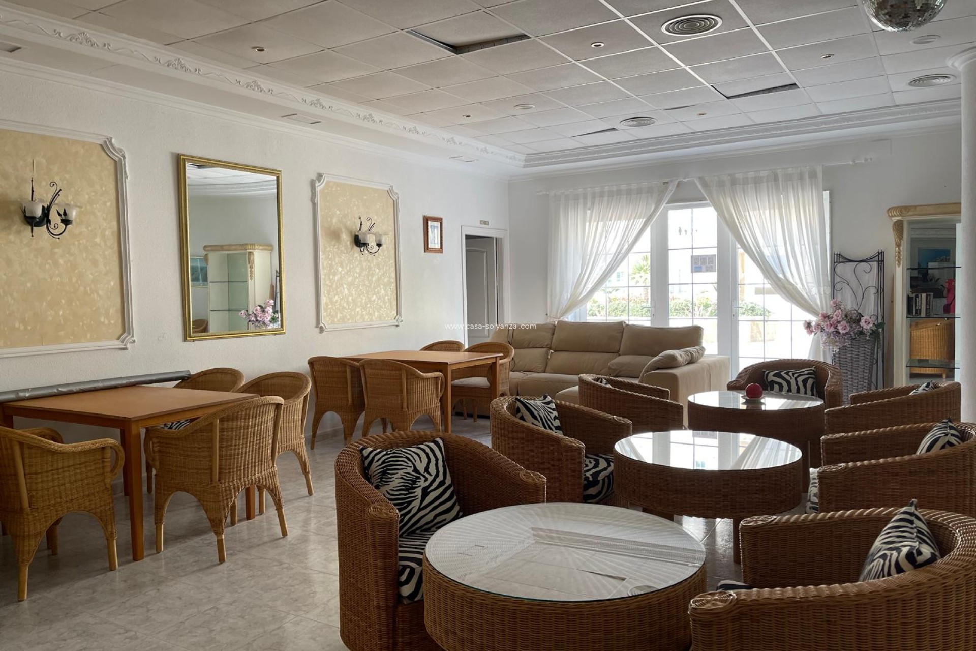 Revente - Commercial - Guardamar del Segura - Costa Blanca