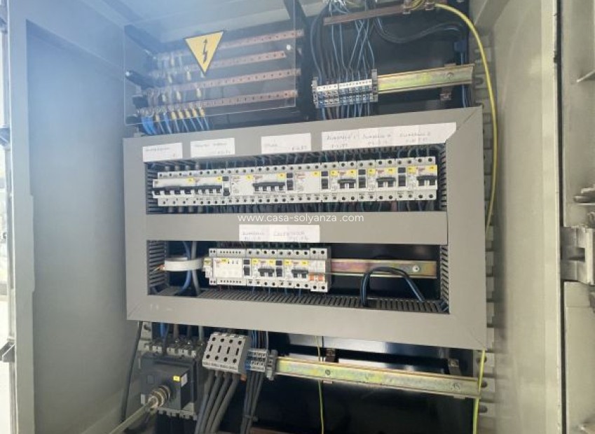 Revente - Commercial - Hondón de las Nieves - Inland