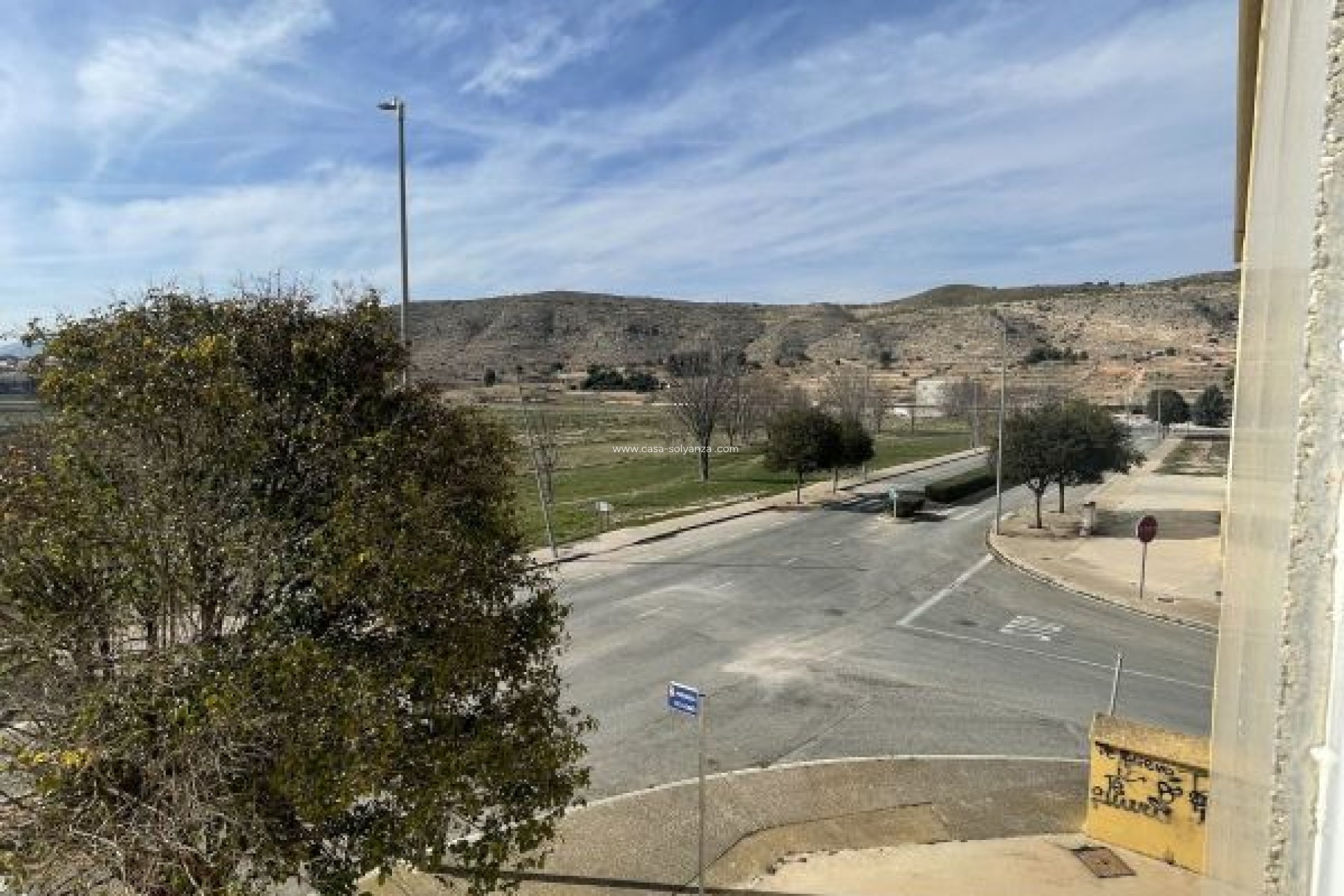 Revente - Commercial - Hondón de las Nieves - Inland