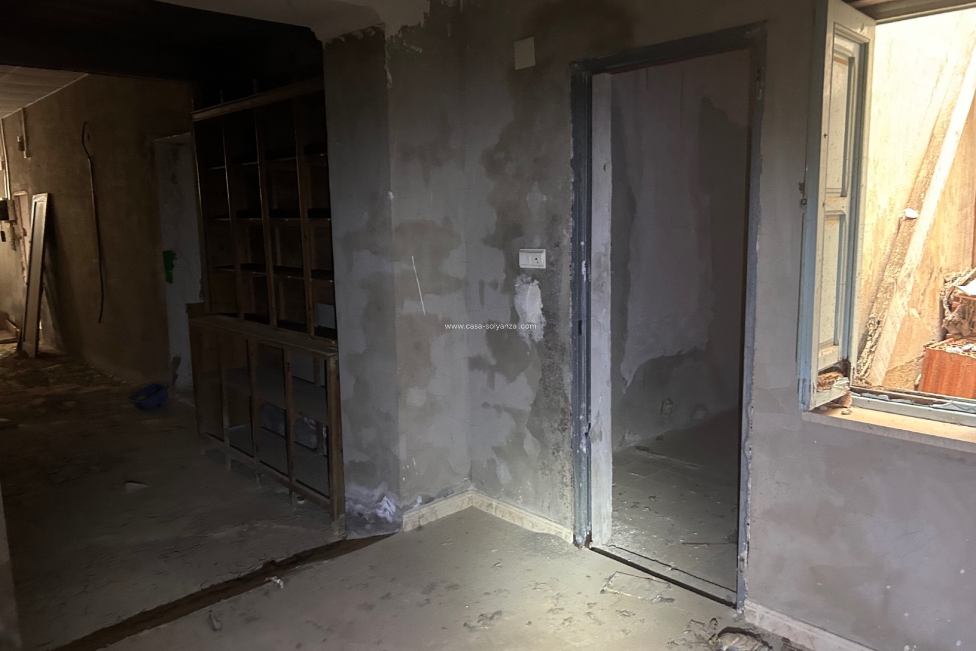 Revente - Commercial - Jacarilla - Inland