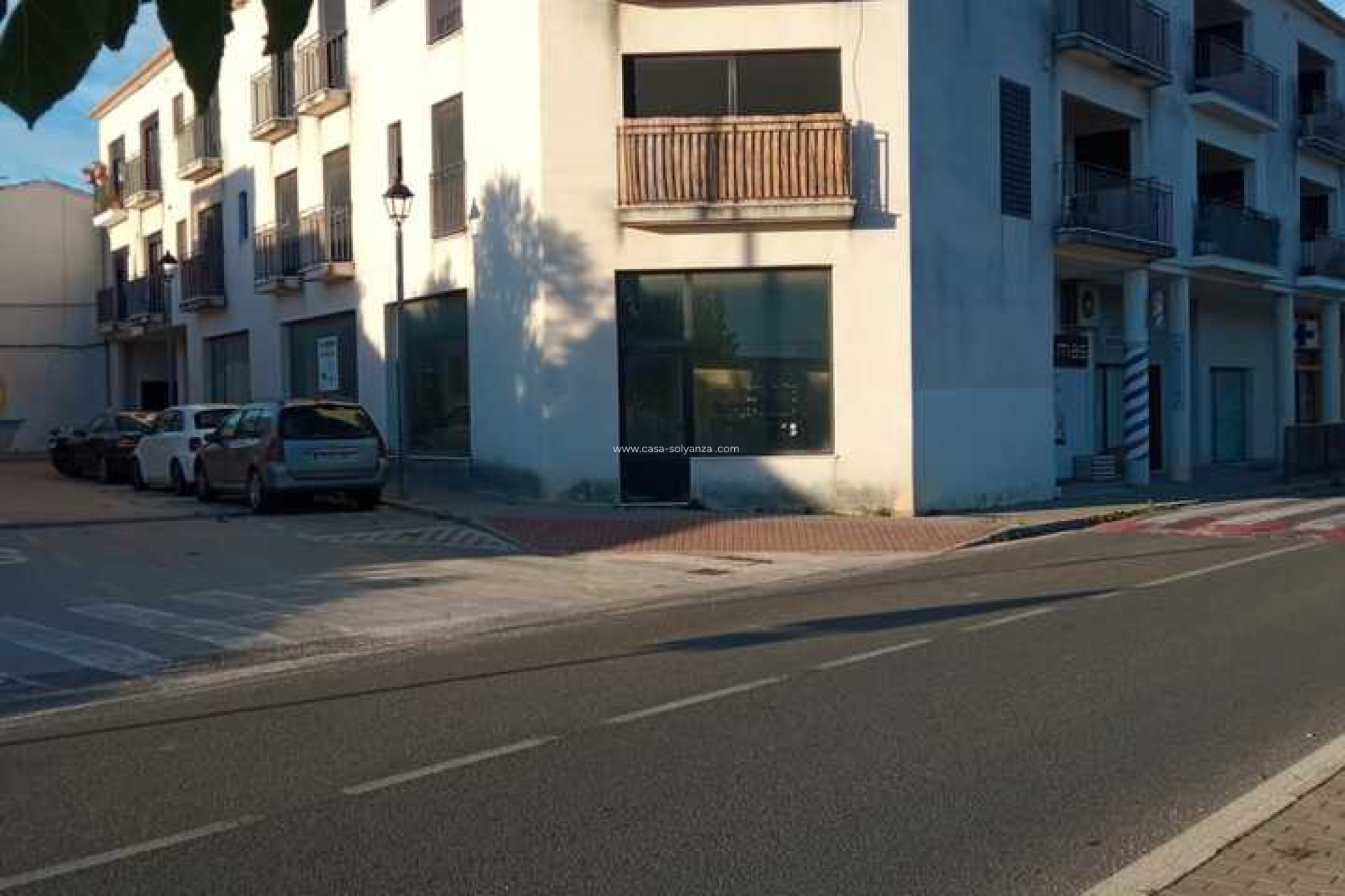 Revente - Commercial - Jalón - Inland