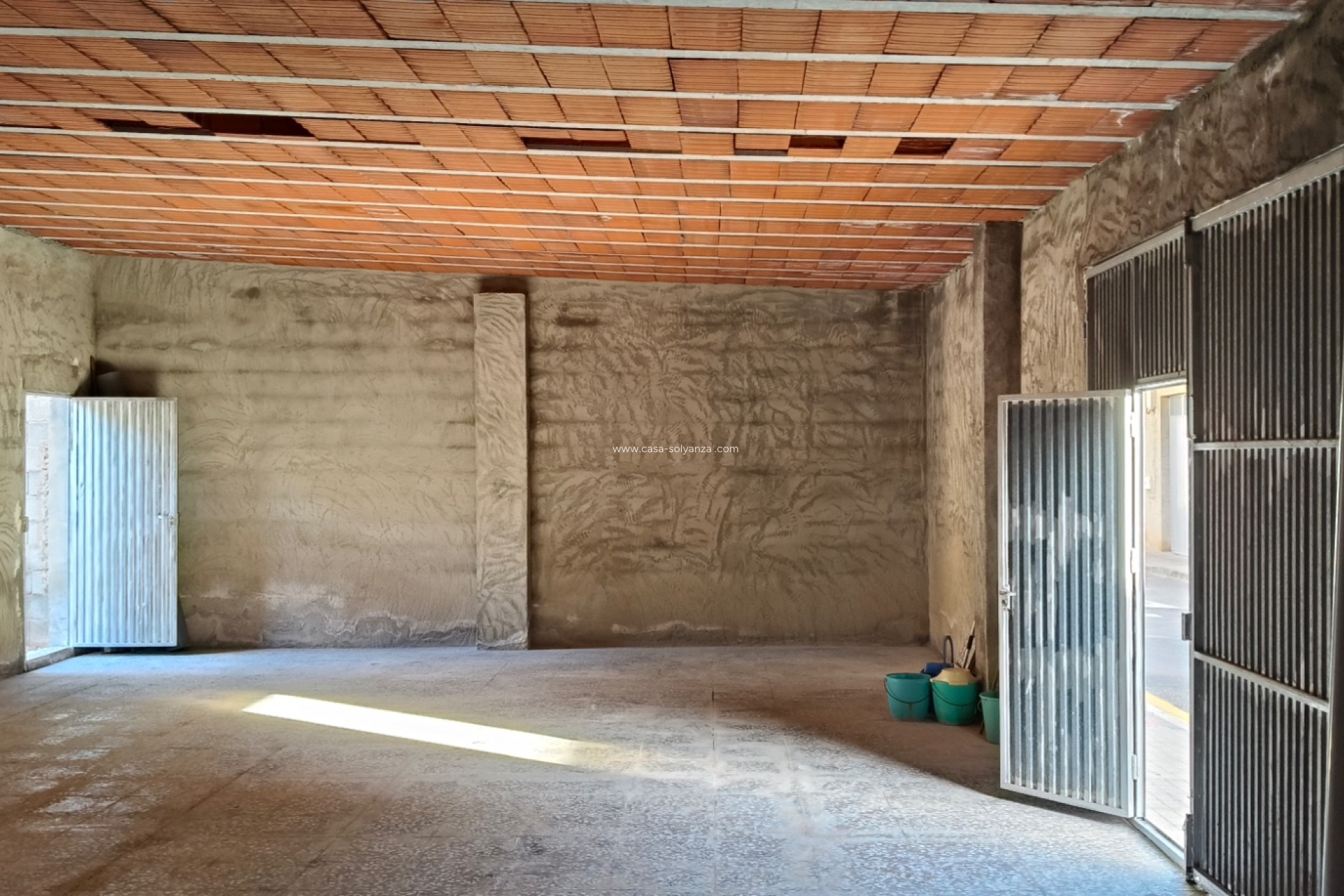 Revente - Commercial - La Romana - Inland