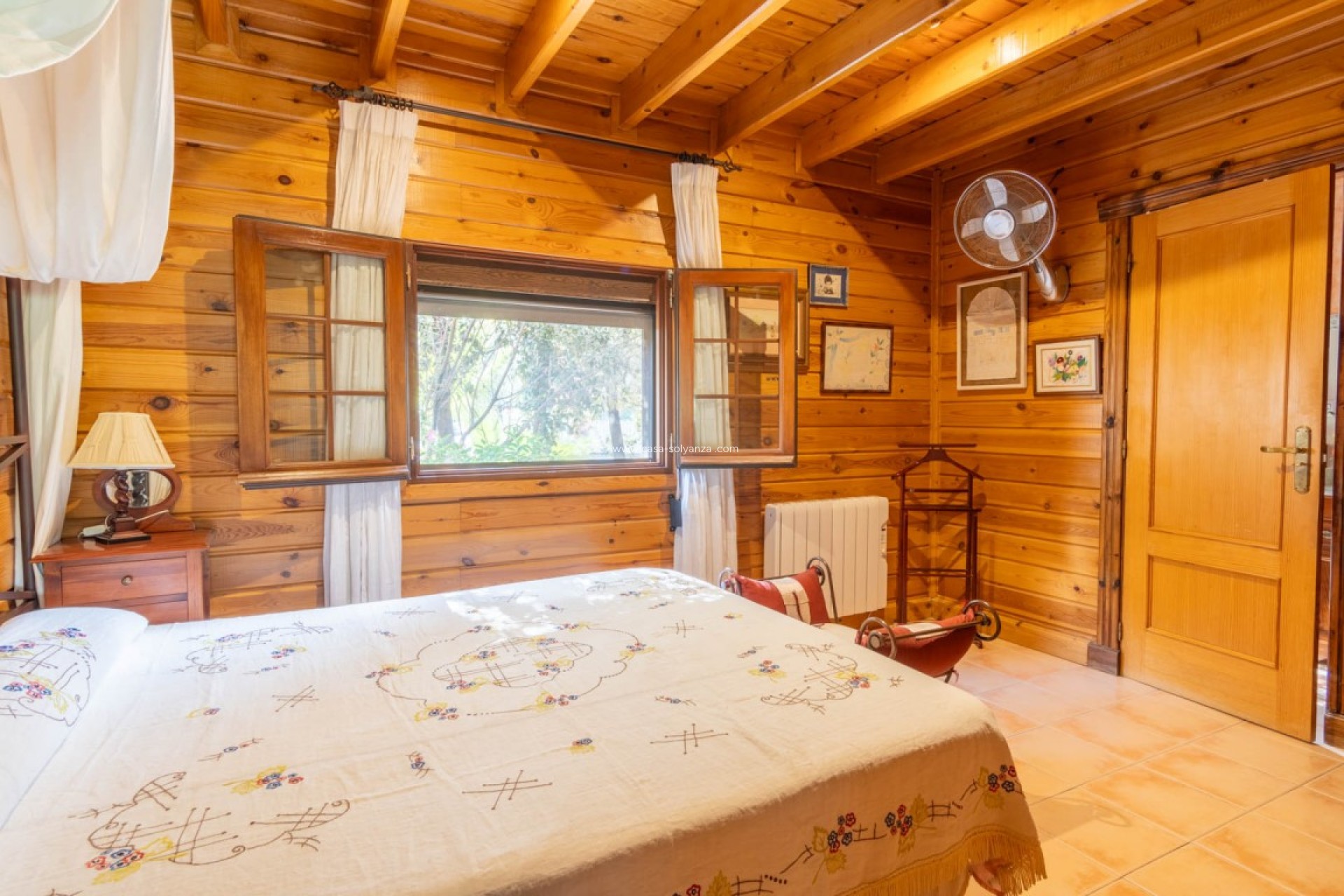 Revente - Commercial - Orba - Inland