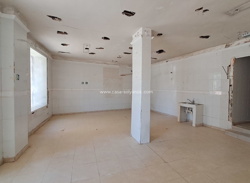 Revente - Commercial - Orihuela - Inland