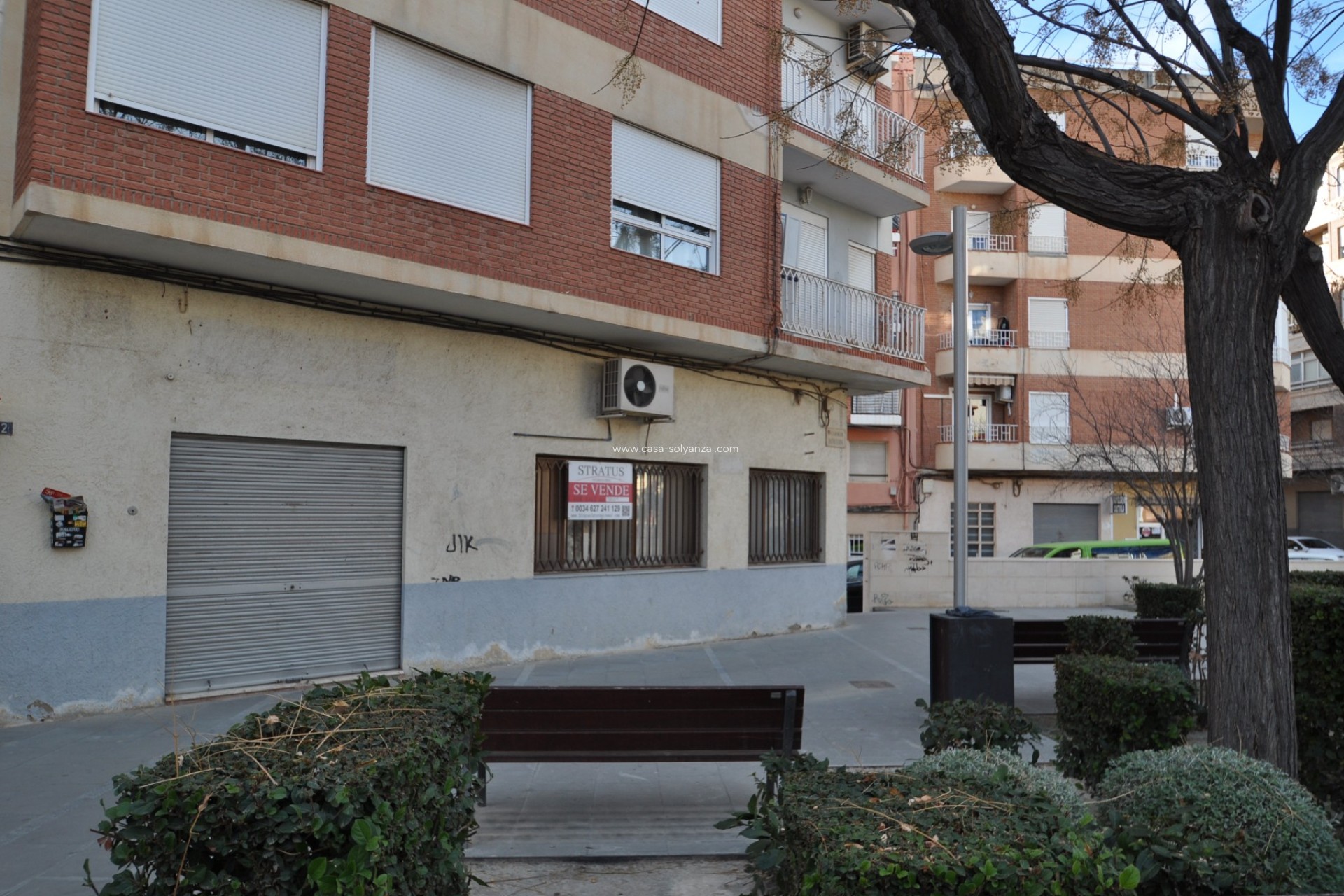 Revente - Commercial - Petrer - Inland