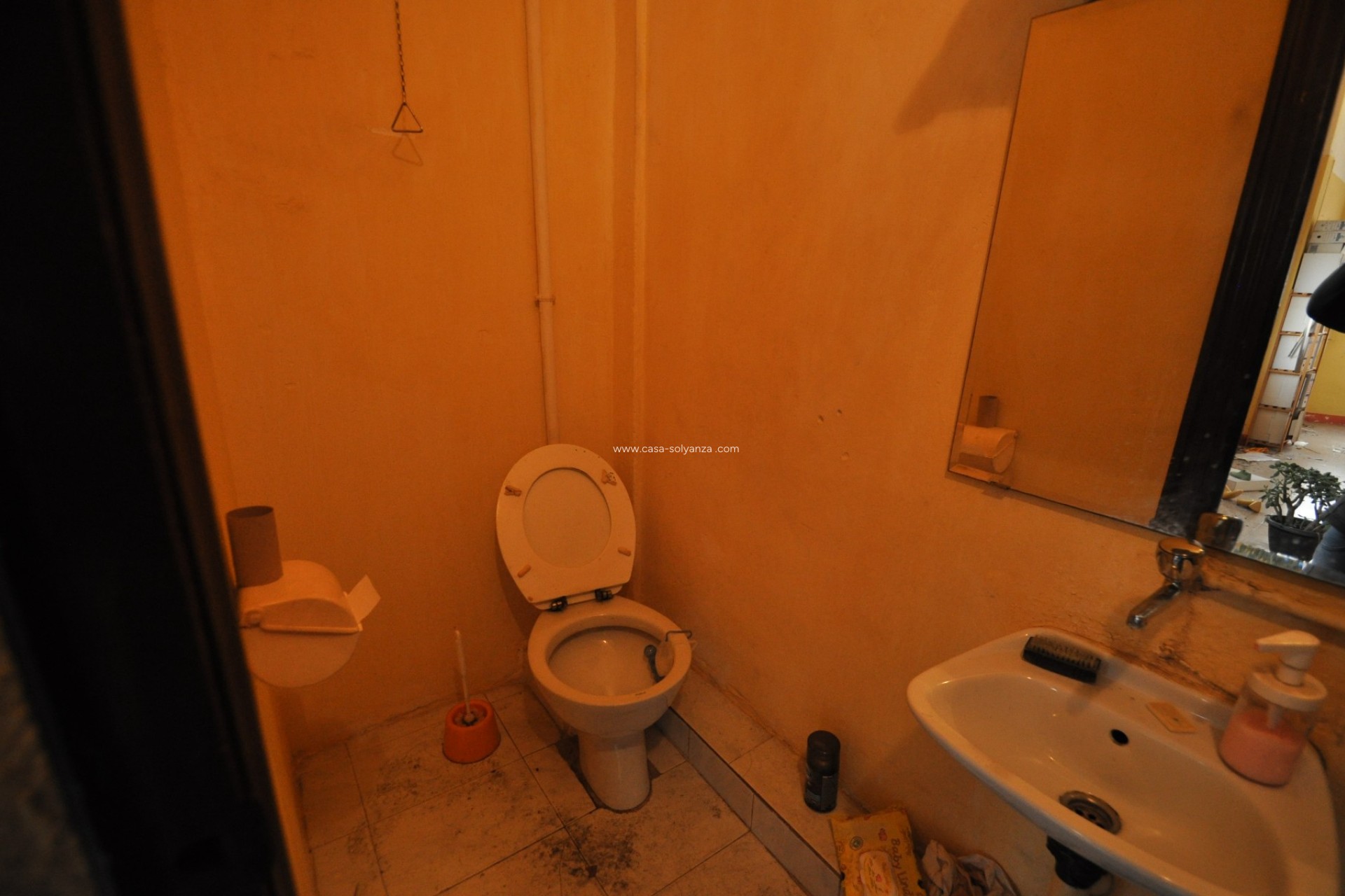 Revente - Commercial - Petrer - Inland