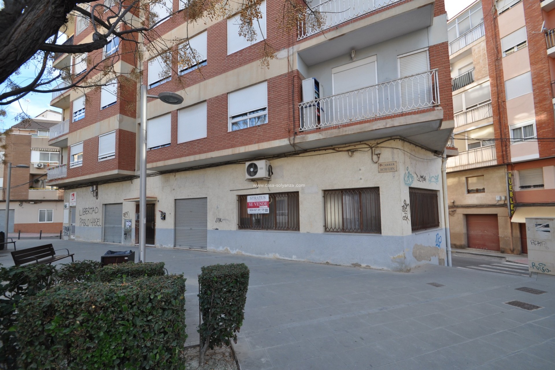 Revente - Commercial - Petrer - Inland