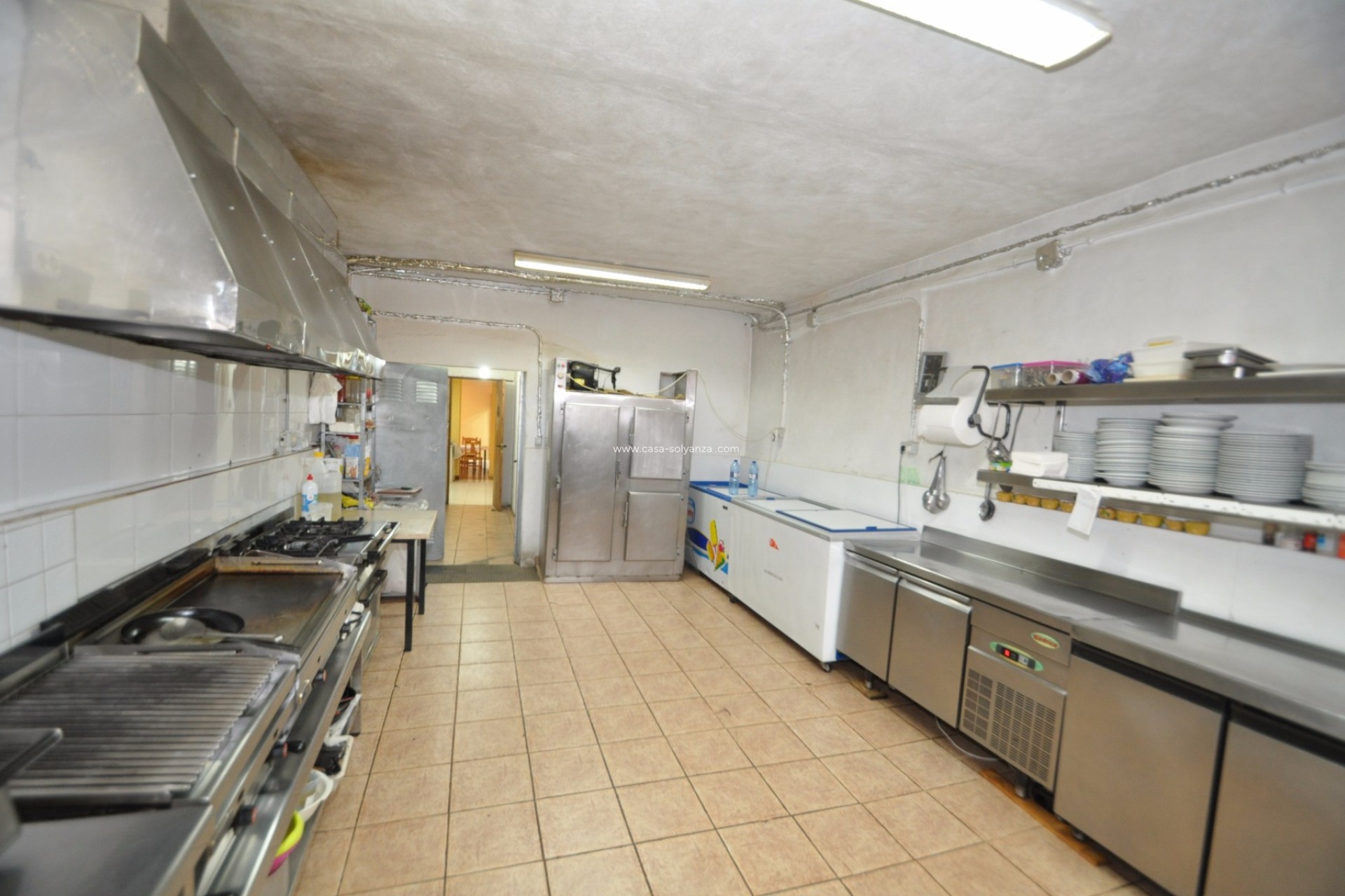 Revente - Commercial - Pinoso - Inland