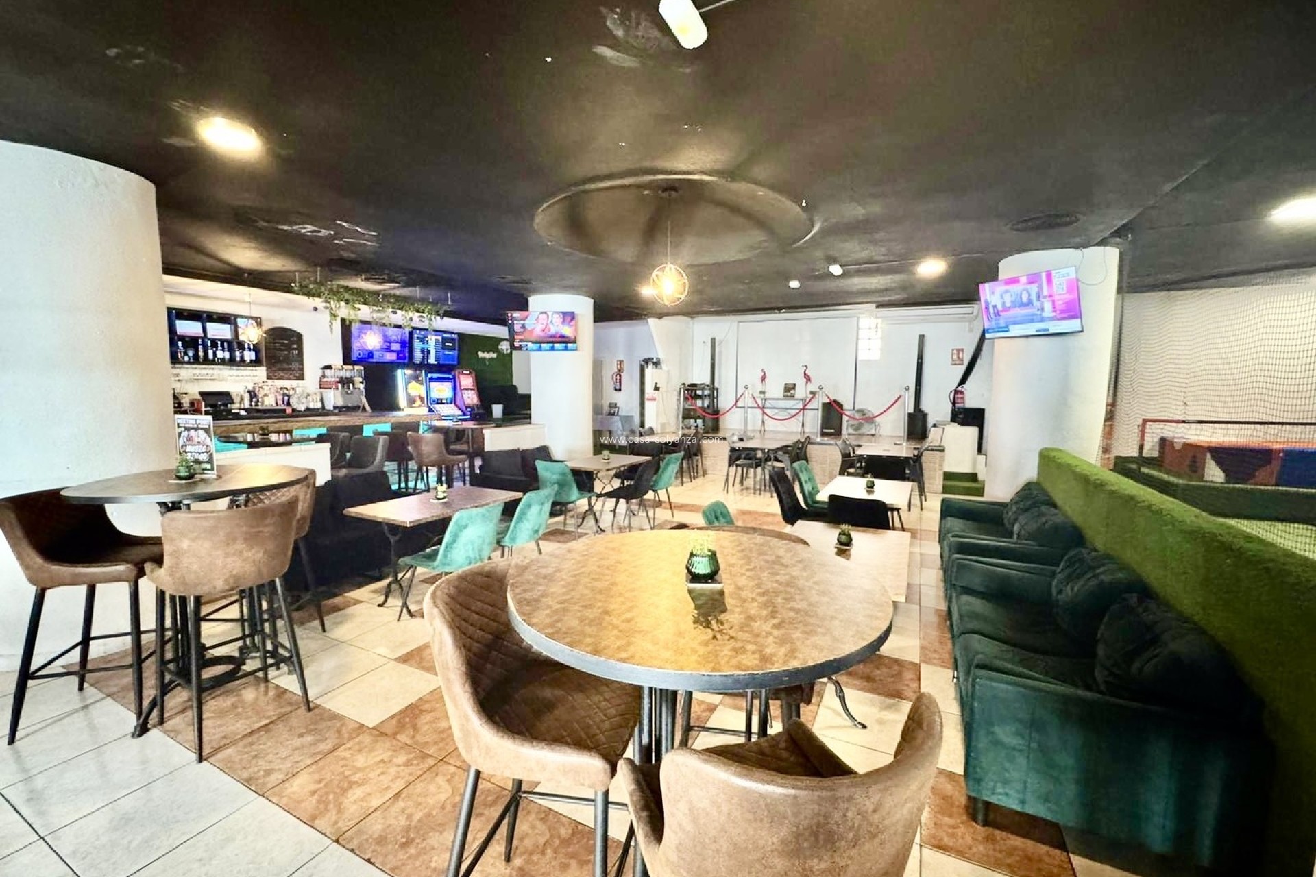 Revente - Commercial - San Miguel de Salinas - Inland