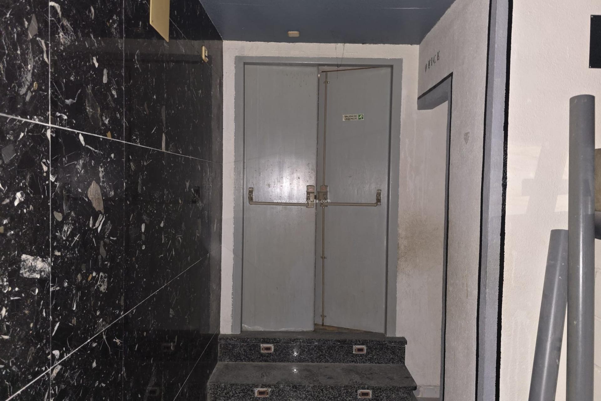 Revente - Commercial - Torrevieja - Acequion