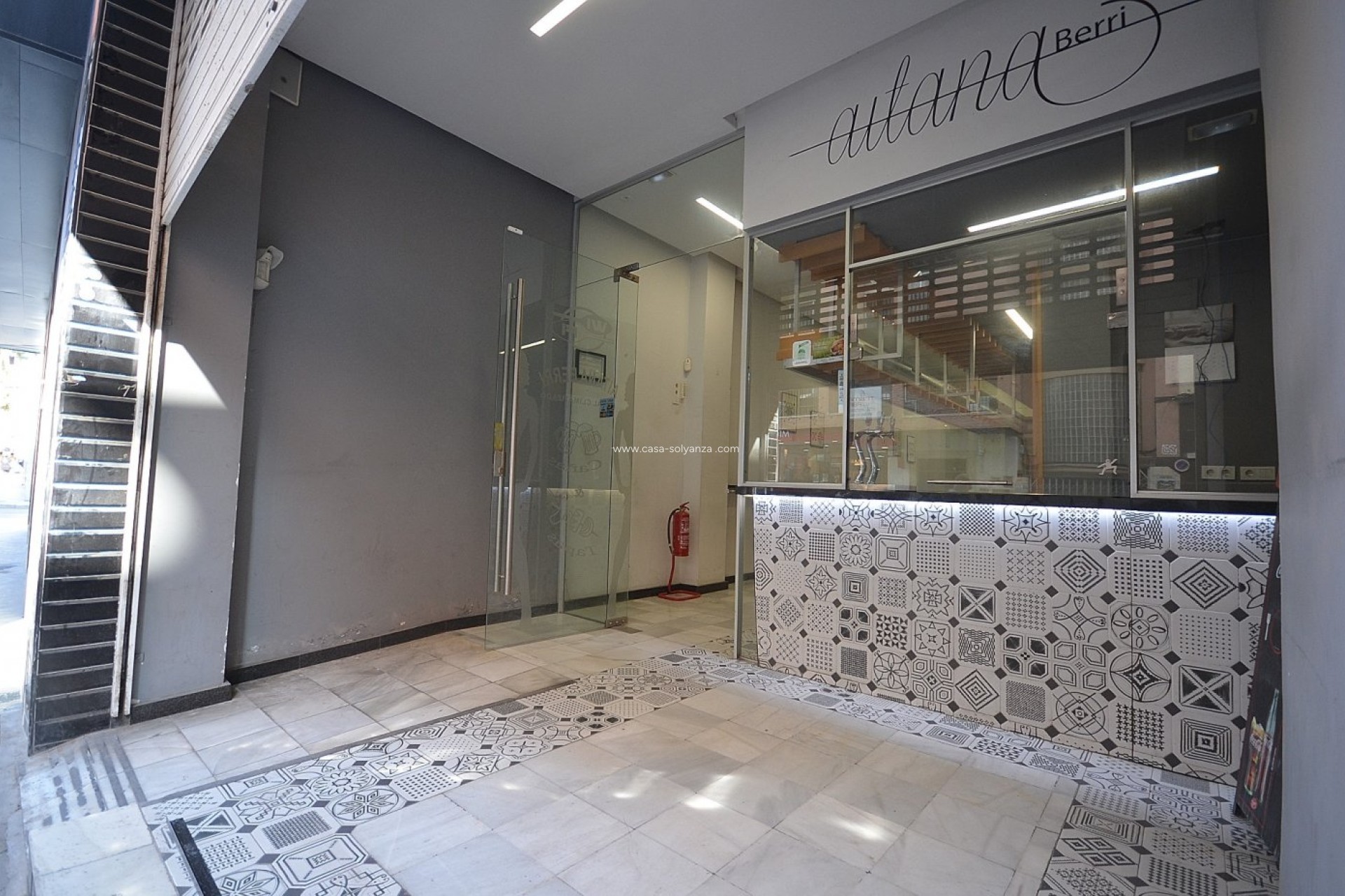 Revente - Commercial - Torrevieja - Center