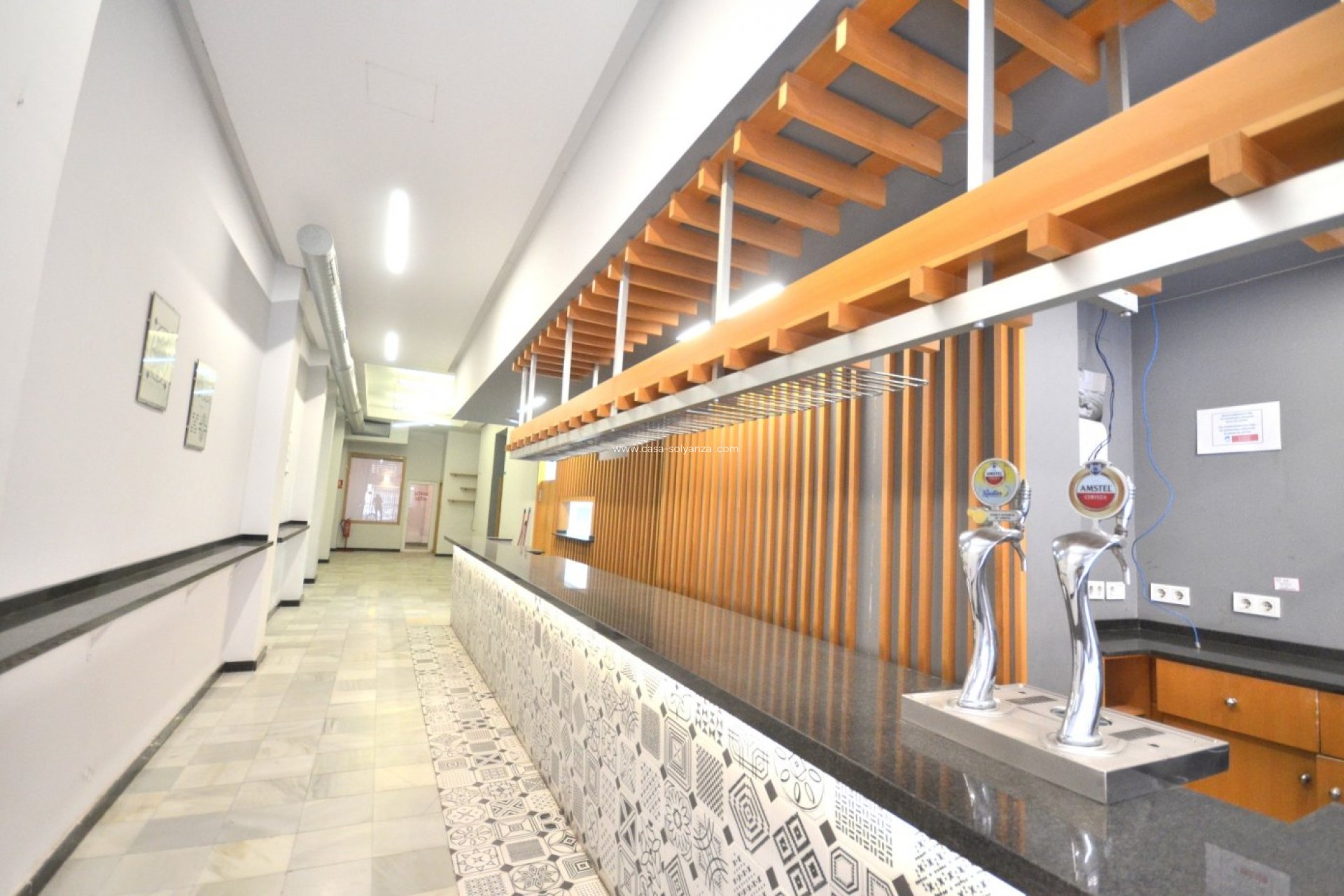 Revente - Commercial - Torrevieja - Center