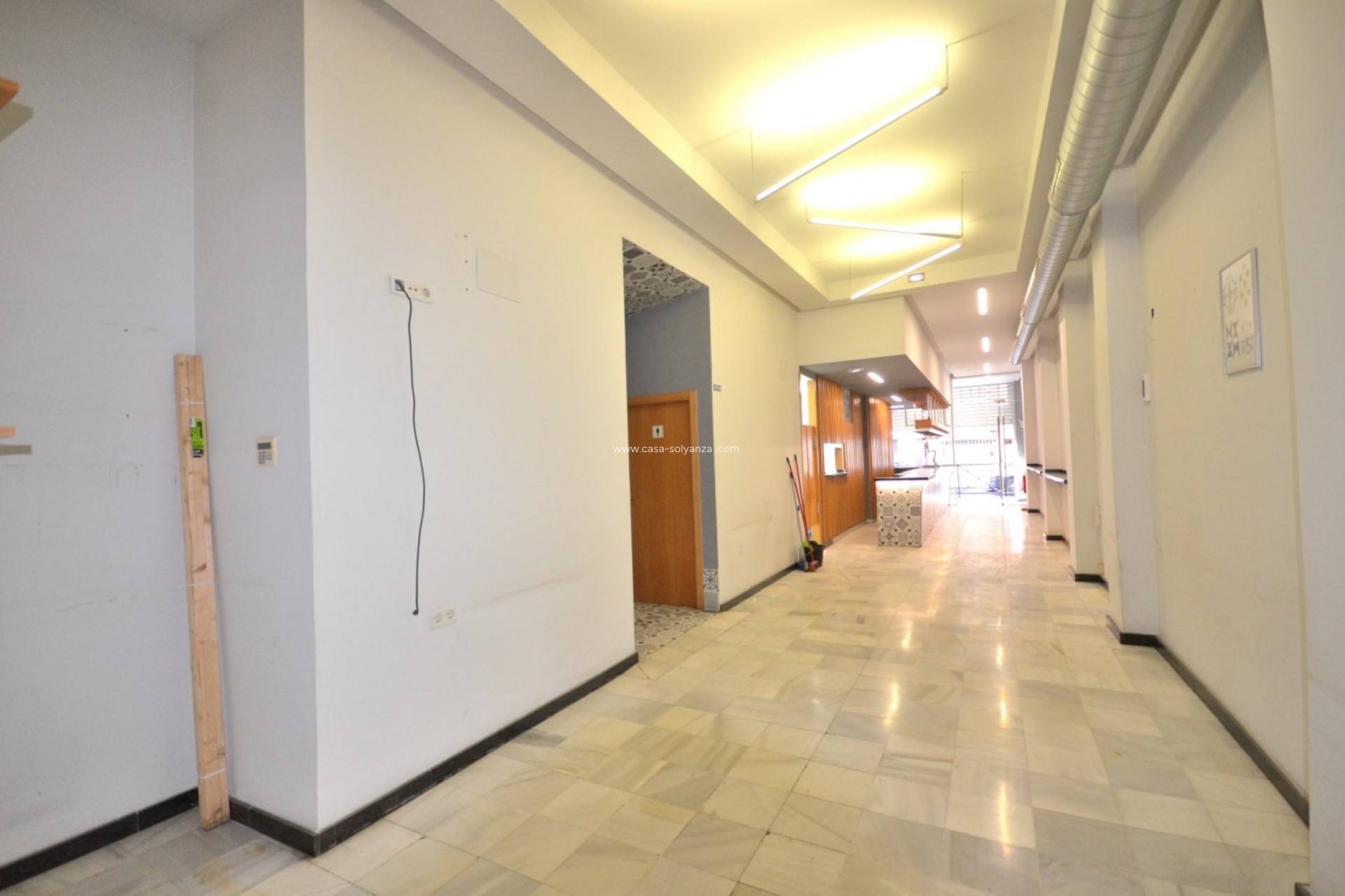 Revente - Commercial - Torrevieja - Center