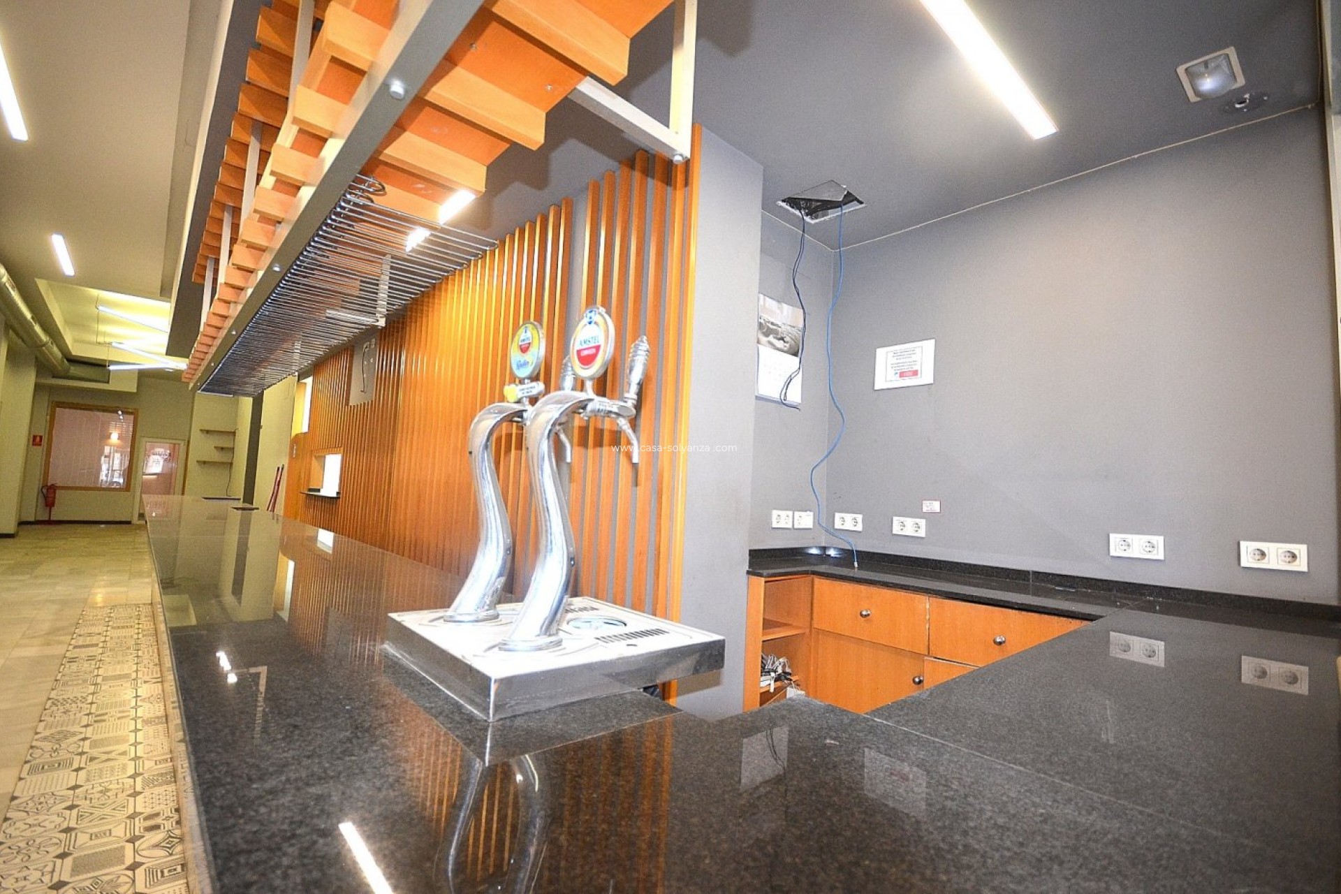 Revente - Commercial - Torrevieja - Center