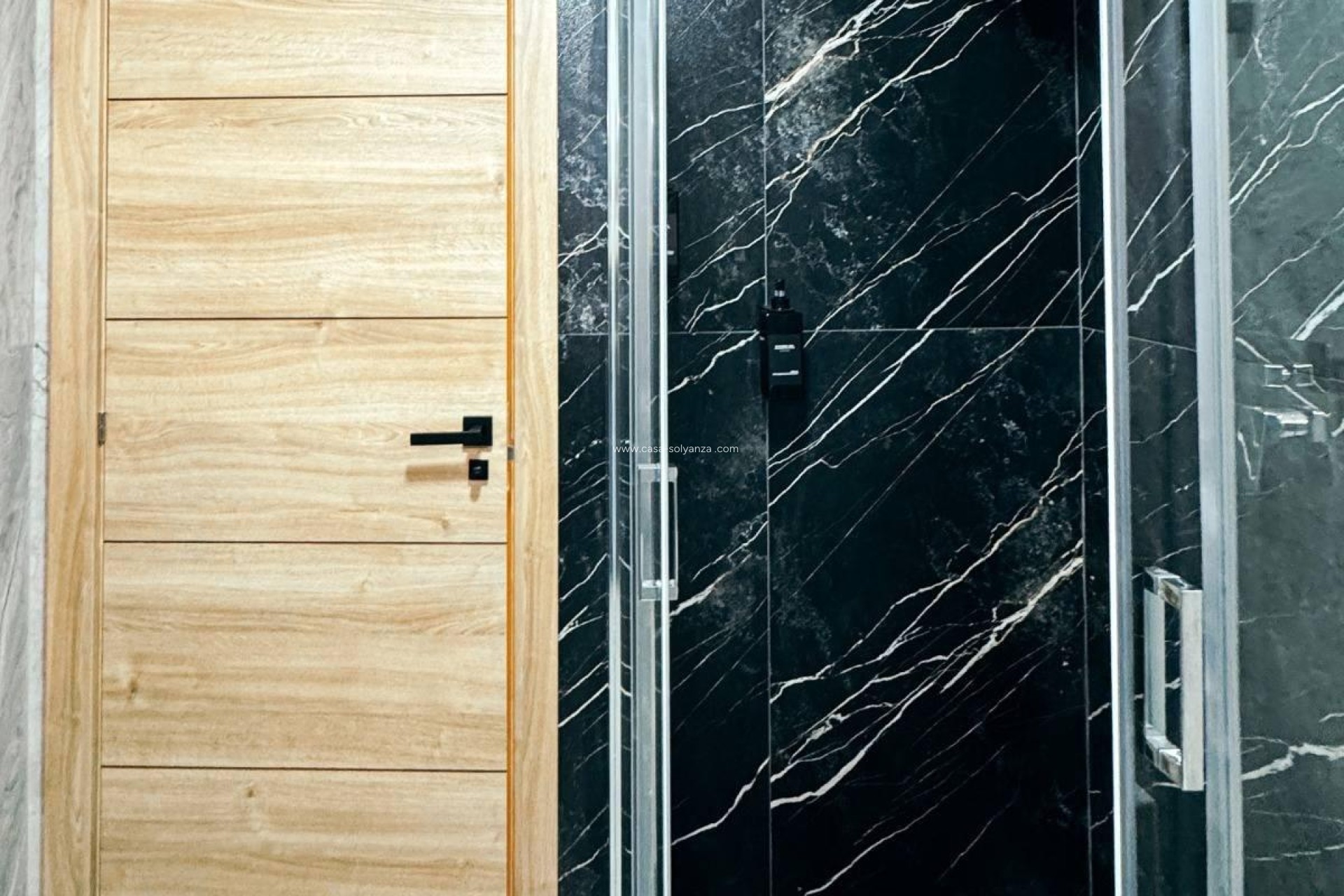 Revente - Commercial - Torrevieja - Center